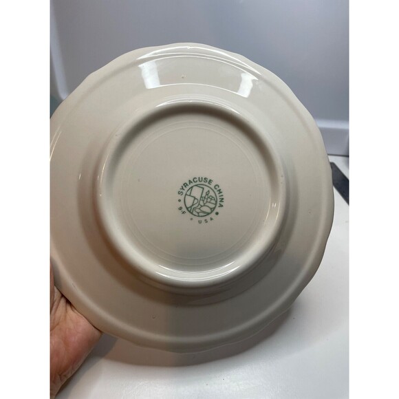 2 VTG Syracuse China USA Restaurant-Ware Scalloped Rim salad plates 8.25" - Picture 3 of 6